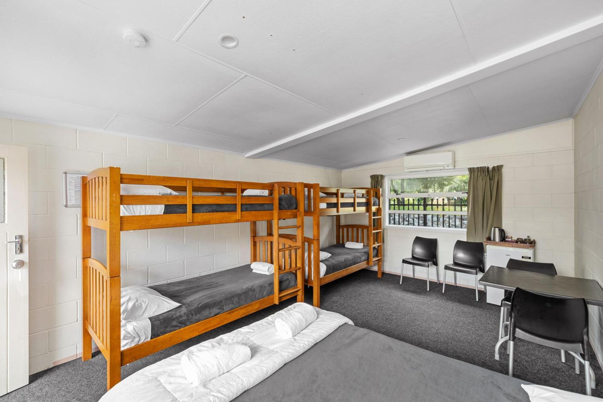 Mawley Holiday Park 马斯特顿 外观 照片